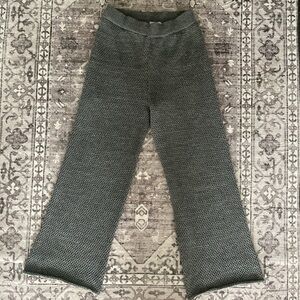 TALULAH Gray Knit Wide-Leg Pants